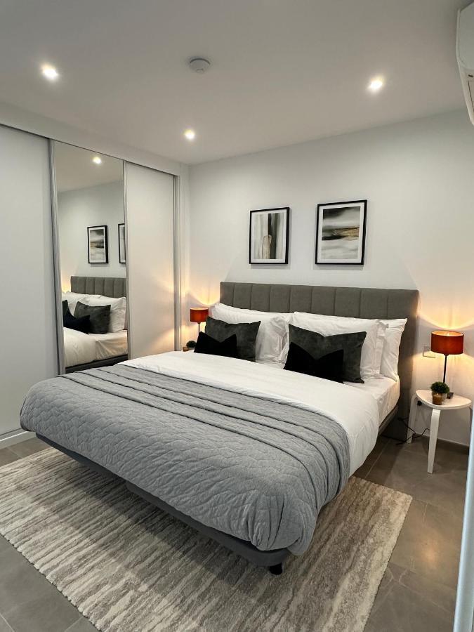 E1 Presidential Studios On High Floor With Stunning Sea Views Gibraltar Exterior photo